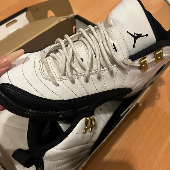 Retro Jordan 12 - Picture 4 of 8